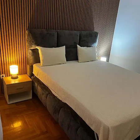 New Cristal In The Centre شقة